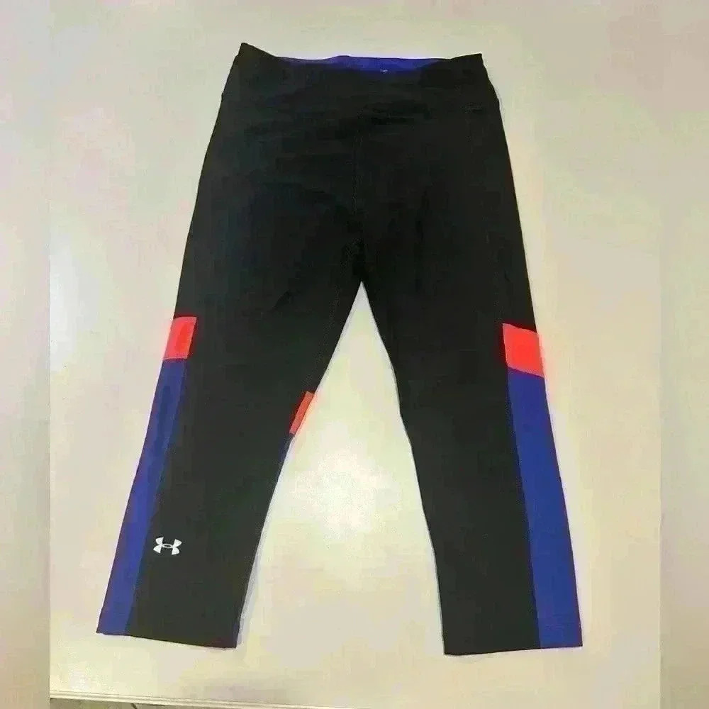 Under Armour HeatGear Compression Color Block Capri Leggings Size Small